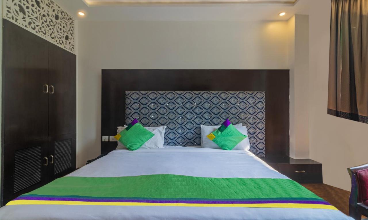 Hotel Treebo The Royal Taj, Near Taj Mahal Agra  Zewnętrze zdjęcie
